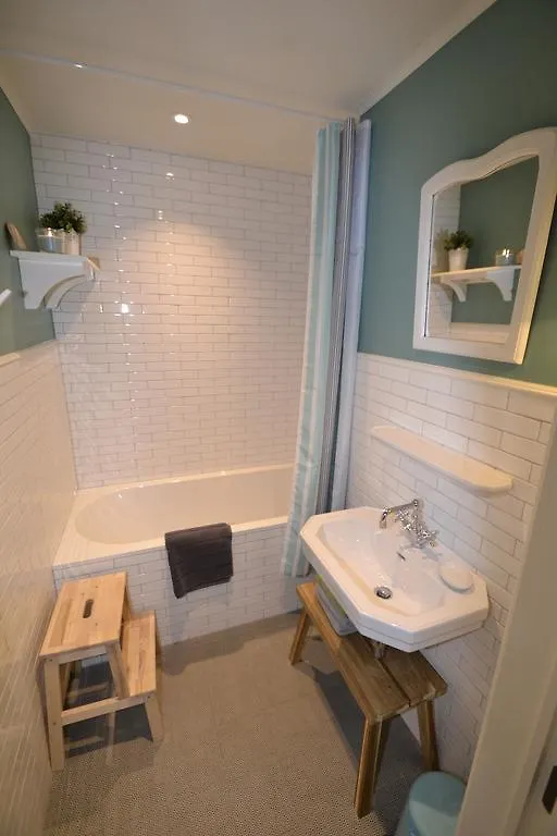 Het Koetshuis, Op 50M Van Zee, Voor 5 Personen, Centrum Westende Bad, Alle Comfort Belgium
